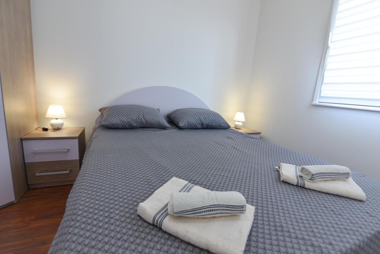 Anda S Apartmanima I Bazenom Apartment *