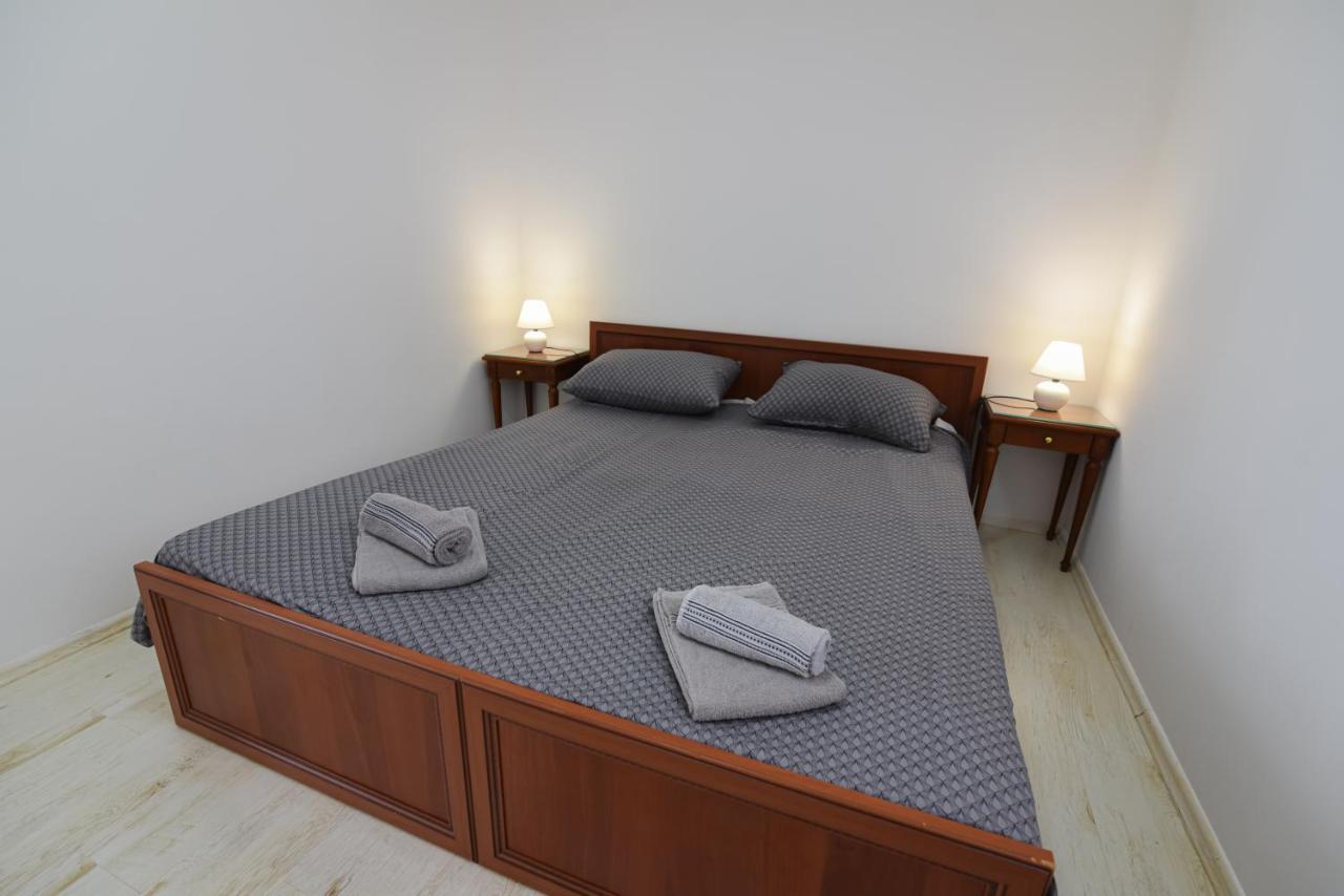 Anda S Apartmanima I Bazenom Apartment Brseč