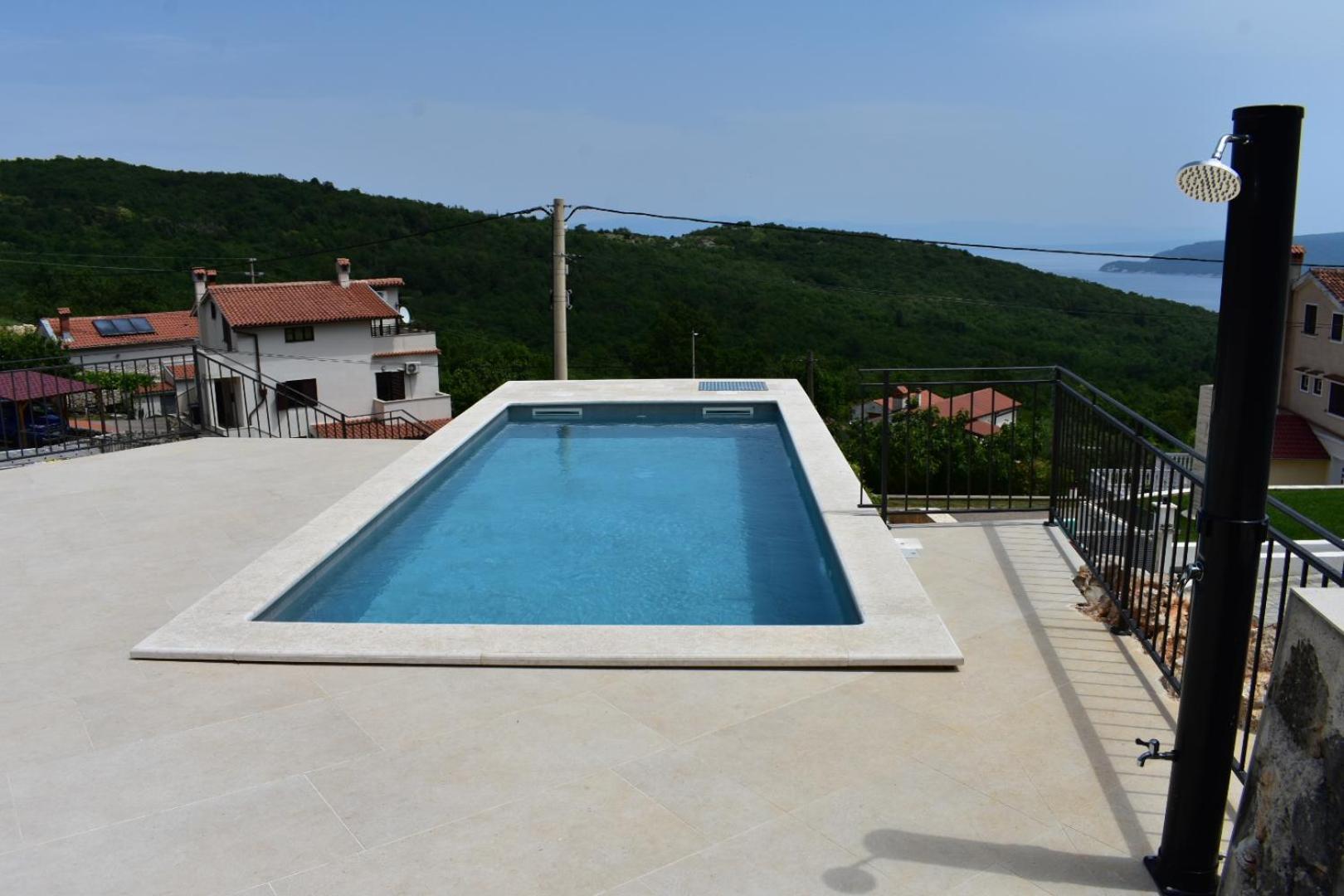 Apartment Anda S Apartmanima I Bazenom *